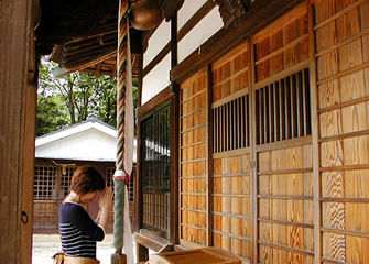 亀居八幡神社