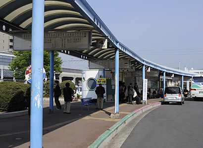 JR今治駅前のバス乗り場 JR今治駅前のバス乗り場