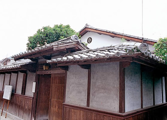 岩城郷土館(旧島本陣) 岩城郷土館(旧島本陣)
