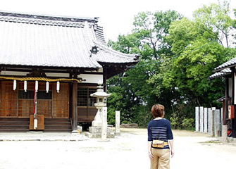 亀居八幡神社 亀居八幡神社