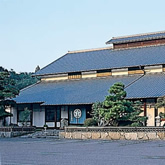 伊予桜井漆器会館