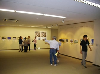 写真移動展