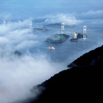 最優秀賞：雲海の来島海峡