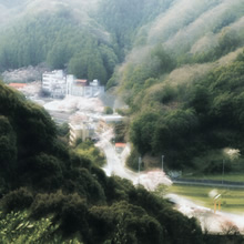 鈍川温泉郷特別賞：鈍川温泉夢ロード