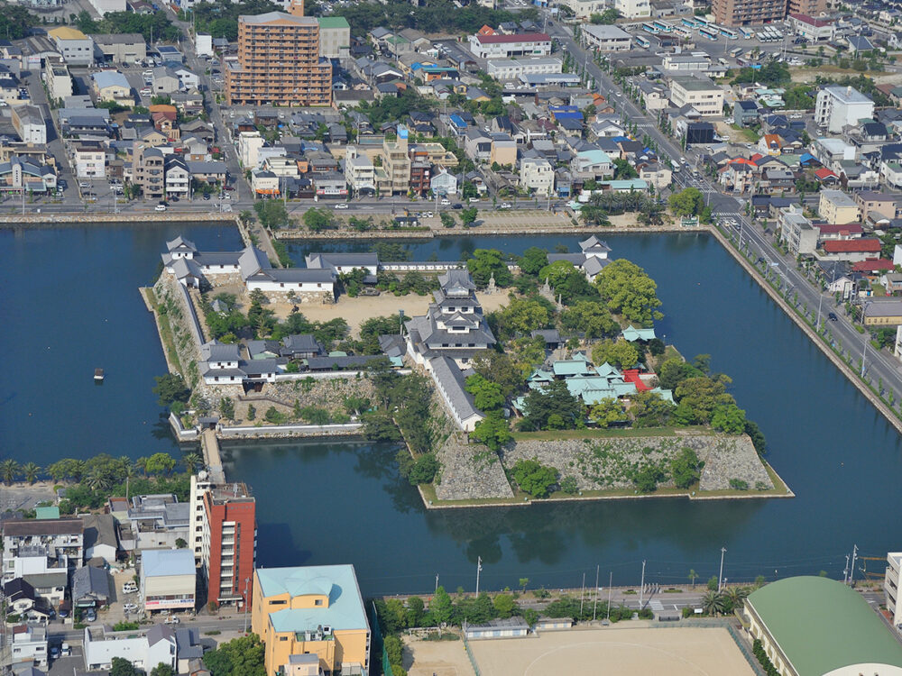 今治城 公益社団法人 今治地方観光協会